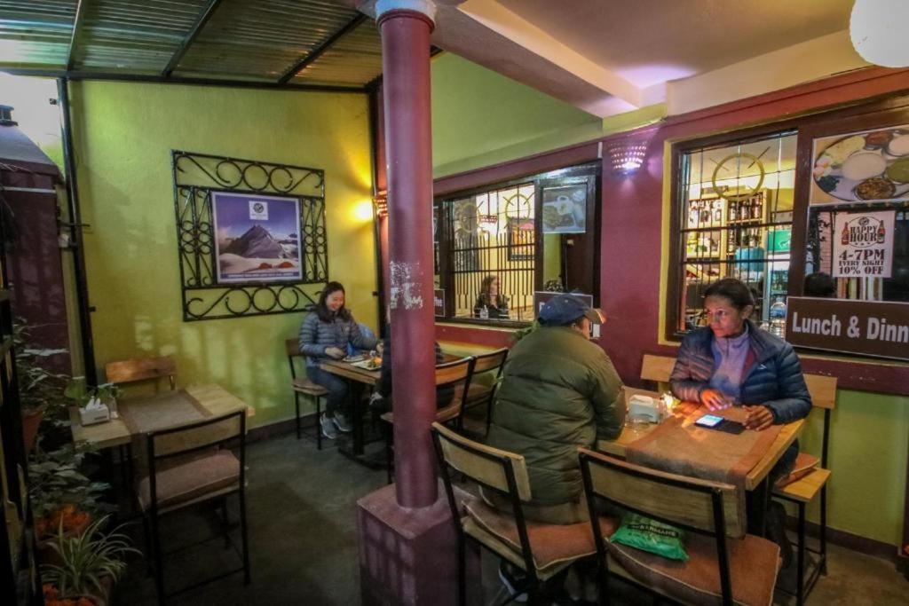 Hotel Yala Peak Kathmandu Bagian luar foto