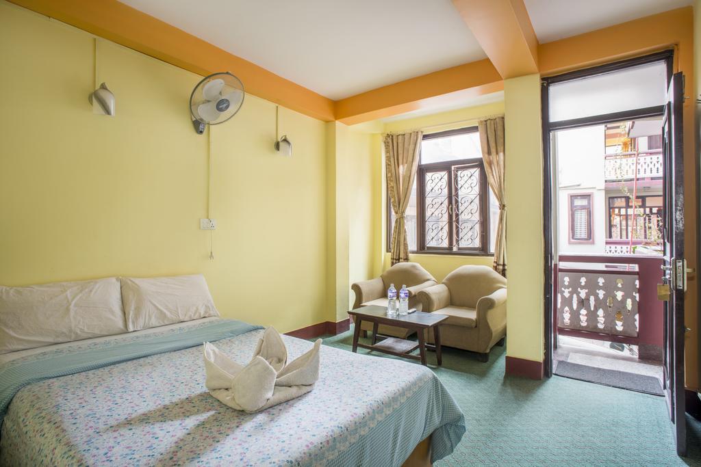 Hotel Yala Peak Kathmandu Bagian luar foto